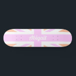 Skateboard Drapeau Union Jack / Royaume-Uni en Gilry Pink & O<br><div class="desc">NewParkLane - Plat skateboard, avec le drapeau britannique - l'Union Jack - en rose et orange girly. Ajoutez votre nom ou un autre texte pour une conception personnalisée. Consultez cette collection pour les articles correspondants.</div>