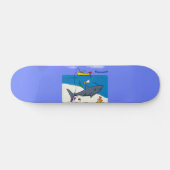 Skateboard Drôle requin couché et dessin animé de pêche (Horz)
