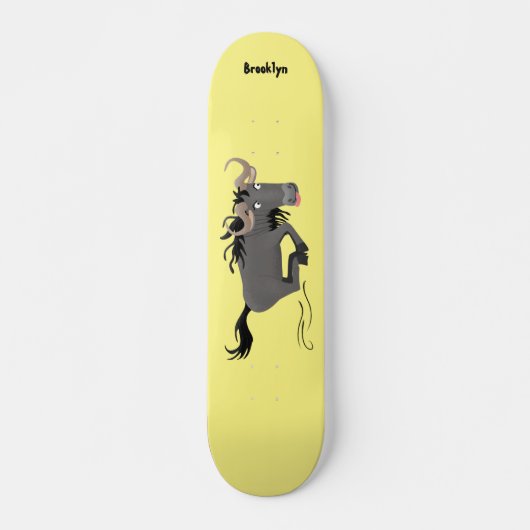 Skateboard Drôle wildebeest tourner dessin animé illustration (Devant)