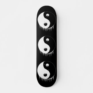 skateboard du yin-yang japonais