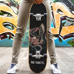 Skateboard Eagle Vs Snake Retro Style de tatouage Nom personn<br><div class="desc">Eagle Vs Snake Retro Tattoo Style Personnalisé Nom skboard</div>