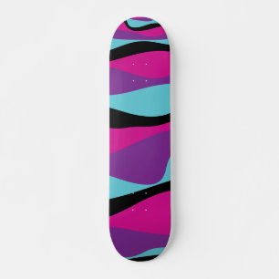 Skateboard Ebb et flux 4 - rose, pourpre, bleu et noir