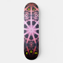 Skateboard EDM DJ