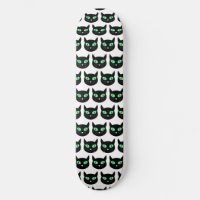 Éffrayant chat noir avec yeux verts motif