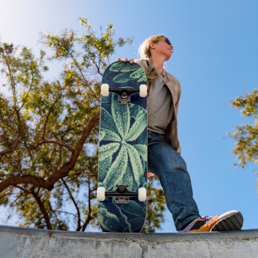 Skateboard Élégance florale : Planche à roulettes Plantes con (Extérieur 1)