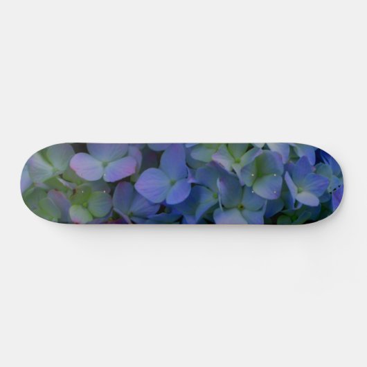 Skateboard Elégant bleu violet floraux hydrangées (Horz)