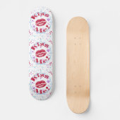 Skateboard Embrasse-Moi ! Lèvres Rouges Avec Coeurs (Recto)