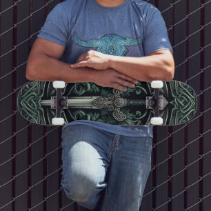 Skateboard Épée Celtique verte et argentée