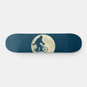 SKATEBOARD ESCALADE DE LUNE BLEUE SUR UN VÉLO (Horz)