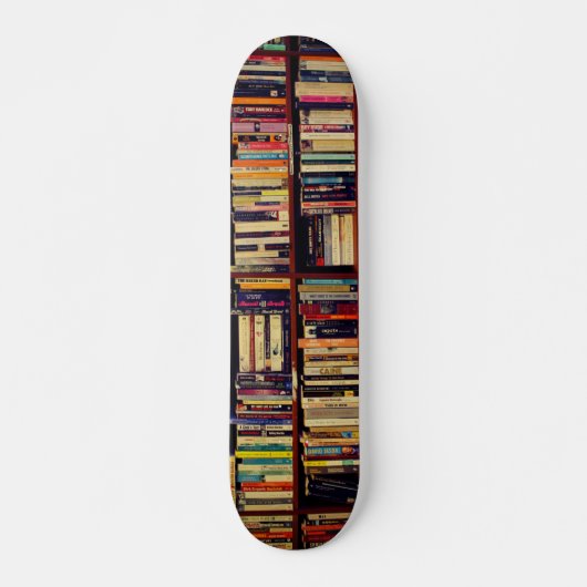 Skateboard Étagères de bibliothèque (Devant)