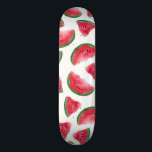 Skateboard Eté Rouge Vert pastèque Motif d'aquarelle<br><div class="desc">Cette motif moderne et artistique est parfaite pour les mois d'été. Il présente un motif de pastèque couleur rouge, vert et noir peint à la main, sur un simple arrière - plan blanc. C'est cool, mignon et tendance ! ***REMARQUE IMPORTANTE DE CONCEPTION : Pour toute demande de conception personnalisée, comme...</div>