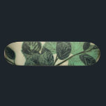 Skateboard Feuilles et succursales sur Arrière - plan de crèm<br><div class="desc">Des feuilles verts et des branches se reposent sur un arrière - plan crème dans cette impression de Jennifer Goldberger. Au fur et à mesure que la saison change, les couleurs de ces feuilles restent les mêmes, apportant un peu de consistance dans votre vie.</div>