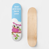 Skateboard Fille mignonne de hibou sur une planche à (Recto)