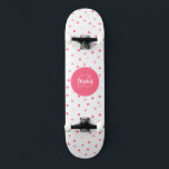 Skateboard Fille Monogramme mignon cornets avec nom<br><div class="desc">Faites de cette Girl Skateboard Monogram et Name & coeurs votre propre en ajoutant votre texte. Pour accéder aux outils de montage avancés, allez à "Personnaliser ce modèle" et cliquez sur "Détails", faites défiler et appuyez sur le lien "cliquer pour customiser plus loin". Parfait pour toute célébration et occasion comme...</div>