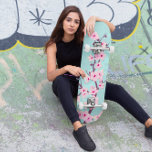 Skateboard Fleur de cerise rose Turquoise<br><div class="desc">fleurs de cerisier rose noir sakura fleurs florales orientale asiatique design chine élégant design moderne tendance</div>