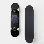 Skateboard Fleur de Rose Noir Sombre (Recto)