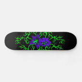 Skateboard Fleur Lily violette sur noir (Horz)