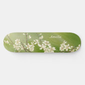 Skateboard Fleurs blanches vert printemps personnalisées en f (Horz)
