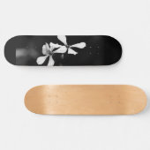 Skateboard floral noir et blanc minimal (Horz)