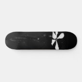 Skateboard floral noir et blanc minimaliste (Horz)