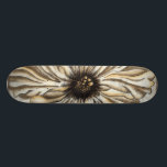 Skateboard Flowerhead Fresco sur Tan Arrière - plan<br><div class="desc">Une grande tête de fleurs compose la majorité de cette fresque. Posé sur un arrière - plan bronzé,  le morceau est très rustique. Cela ferait un joli ajout à n'importe quelle maison!</div>