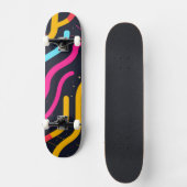 Skateboard Formes courbes colorées sur noir (Recto)