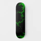 Skateboard Frappes de foudre verte Alien en Pitch noir (Recto)