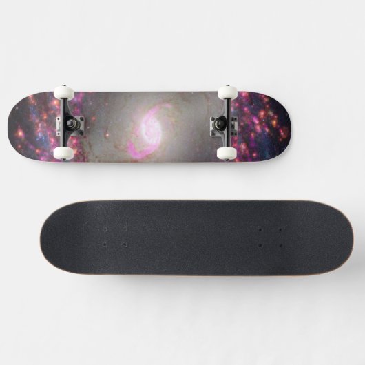 Skateboard Galaxie Spirale Ngc 3351. (Horz)