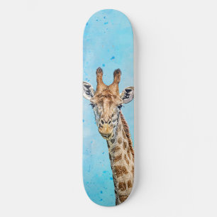 Skateboard Giraffe curieuse avec Ciel de Confetti Bleu