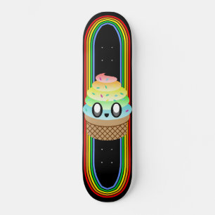 SKATEBOARD GLACE KAWAII EN CÔNE DÉCOR ARC-EN-CIEL