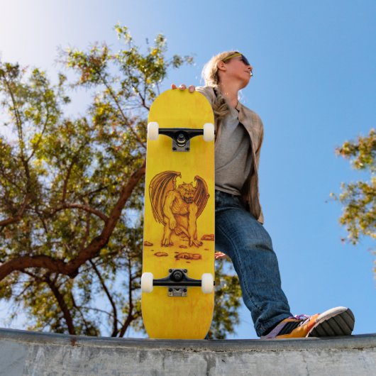 Skateboard Golem Gargoyle (Extérieur 1)