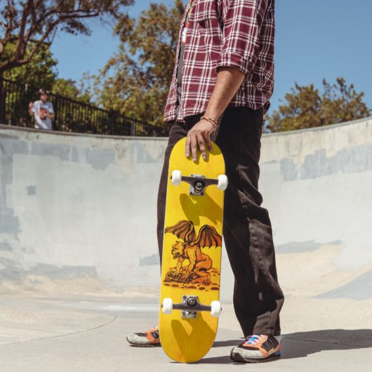 Skateboard Golem Gargoyle (Extérieur 2)