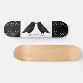 Skateboard Gothique Mariage Kissing Ravens Personnalisé Monog (Horz)