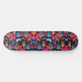 Skateboard Graffiti éclaboussé de chaos vif (Horz)