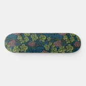 Skateboard Grapevine (par William Morris) (Horz)