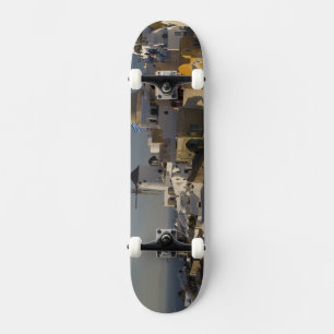 Skateboard Grèce et île grecque de Santorini ville de Oia
