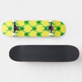 Skateboard Grenouilles mignonnes de bande dessinée (Horz)