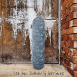 Skateboard Gris textiles<br><div class="desc">Ce graphique numérisé est un design abstrait,  dans un motif textile tissé,  dans des couleurs mélangées de bleu-gris,  et de noir-qui ressemble à du tissu Denim.</div>