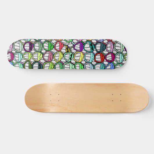 SKATEBOARD GROUPE D'FACES COOL (Horz)