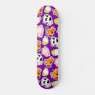 Skateboard Heureux arrière - plan agricole, patinage