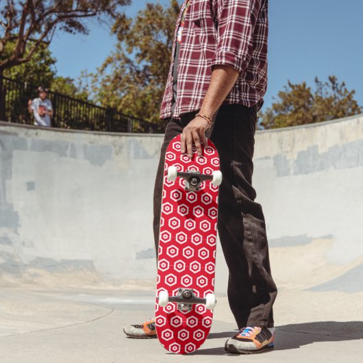 Skateboard - Hexagones blancs sur Red (Extérieur 2)