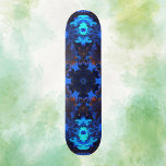 Skateboard Hippie psychédélique bleu et orange<br><div class="desc">Cette conception kaléidoscope psychédélique est composée de bleu et d'orange. Des visuels trippy vibreants pour l'hippie moderne ou toute personne qui aime les couleurs vives!</div>
