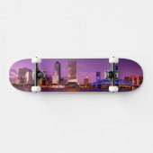 Skateboard Horizon de Jacksonville la Floride la nuit (Horz)