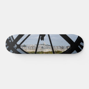Skateboard Horloge géante en verre au Musée d'Orsay - Paris