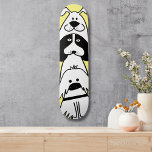 Skateboard Joli dessin de chien de dessin minimaliste pour an<br><div class="desc">Ajoutez une personnalité ludique à votre installation de skate avec cette adorable plate-forme de skate-board à thème chien! Doté de trois chiens empilés dans un design audacieux en noir et blanc contre un arrière - plan brillant, ce tableau est parfait pour les amoureux de les chiens, les toiletteurs et les...</div>