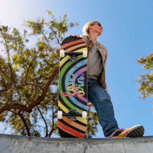 Skateboard L'amour gagne le Gay pride Rainbow