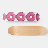 Skateboard Le beignet rose de bande dessinée avec arrose (Horz)