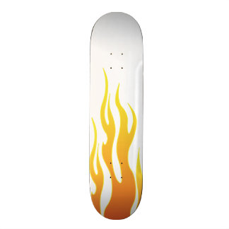 Skateboard Le hot rod flambe la planche à roulettes