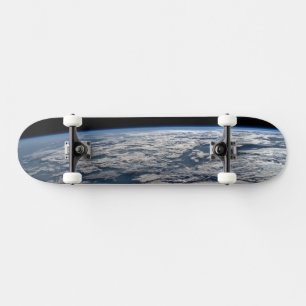 Skateboard Le membre de la Terre au-dessus d'une Australie oc