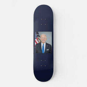 Skateboard Le président Joe Biden Portrait de la Maison Blanc